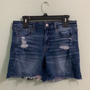 American Eagle Distressed Shorts Size 10